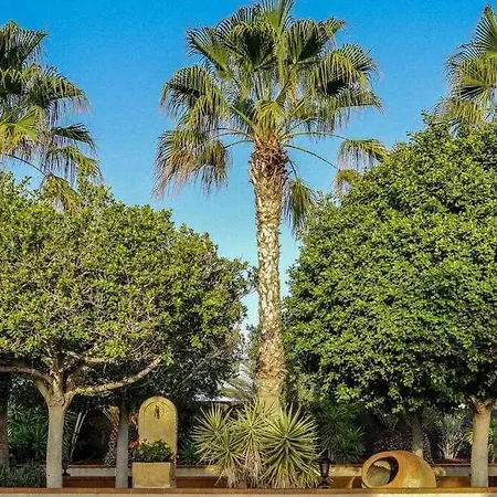 Villa Villa Espectacular En Puerto Calero